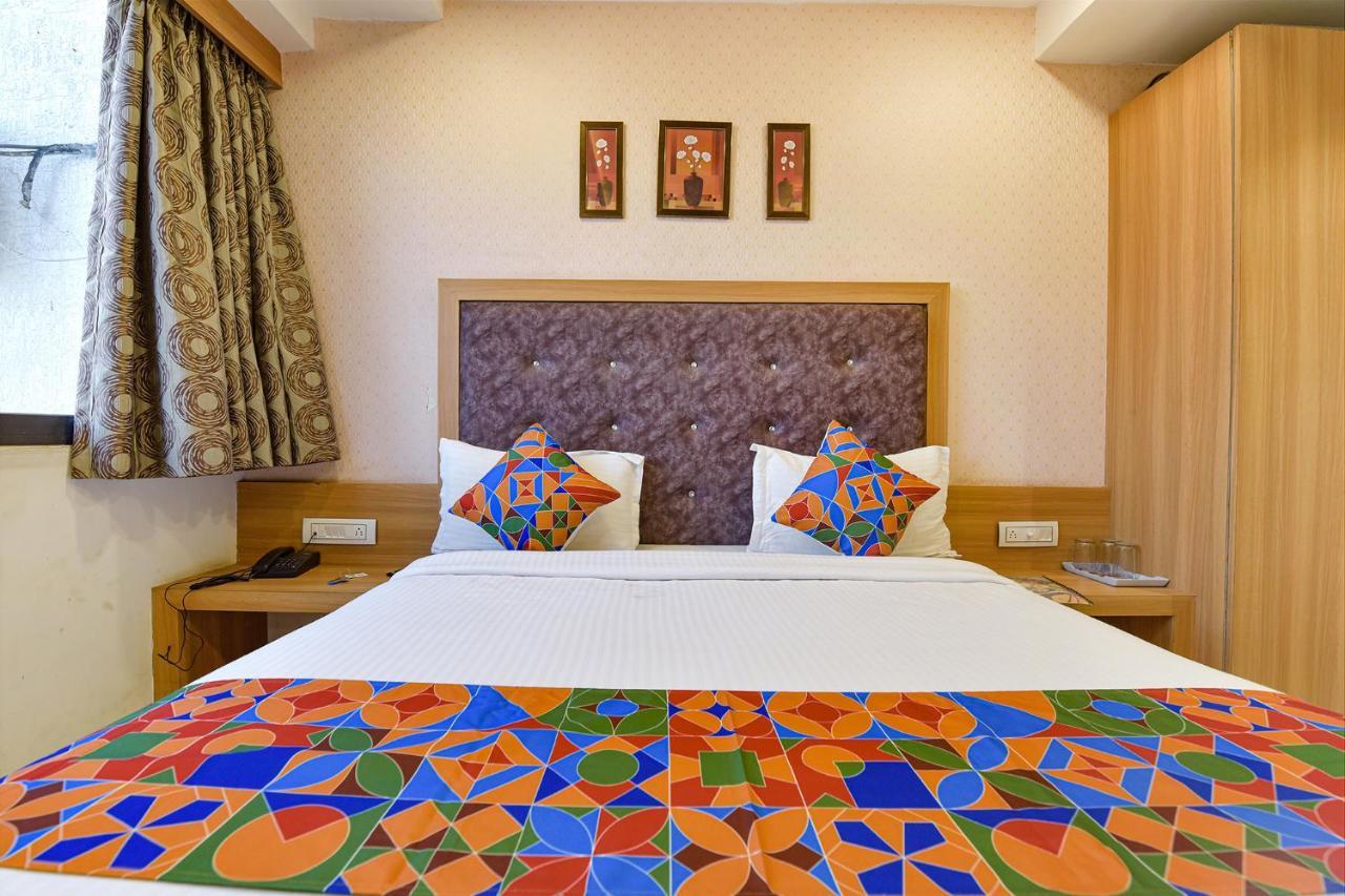 Hotel Legrand.Inn Ахмедабад Екстер'єр фото
