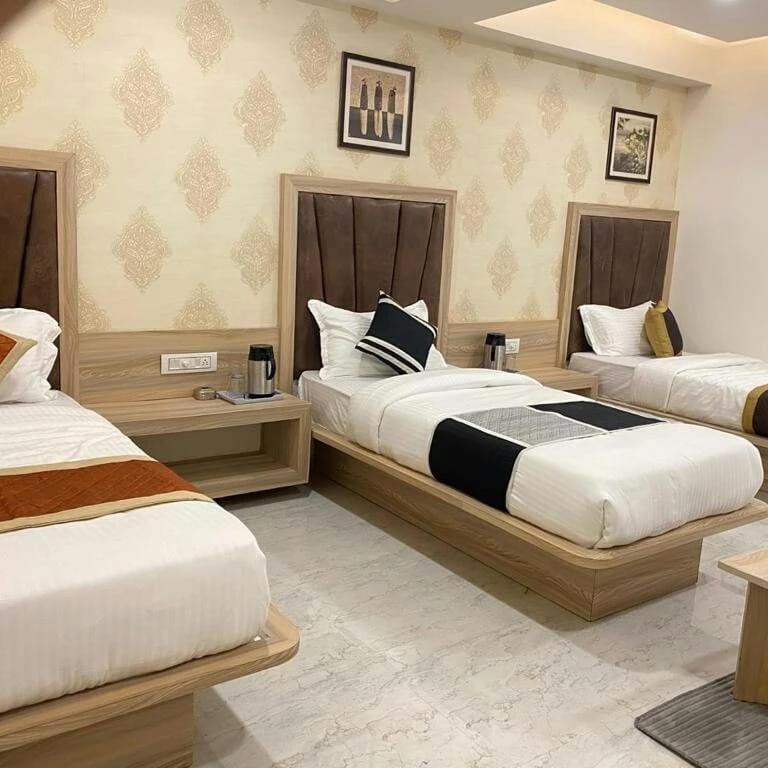 Hotel Legrand.Inn Ахмедабад Екстер'єр фото